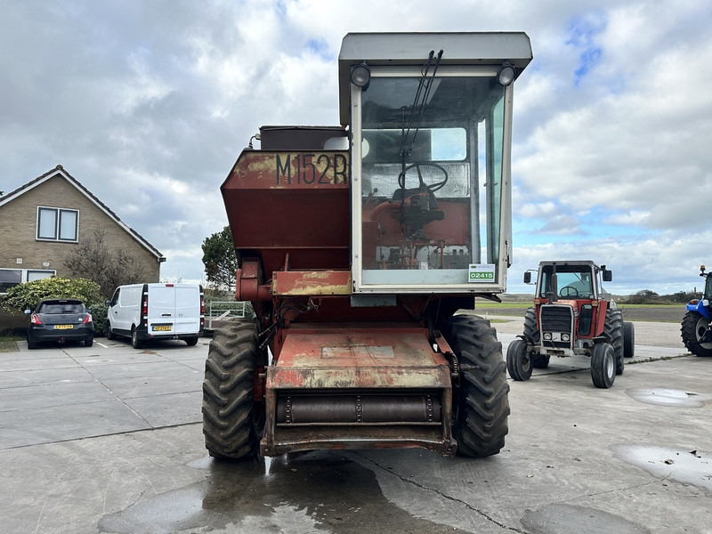 Laverda M152 - Obilný kombajn: obrázok 2 Laverda M152 - Obilný kombajn: obrázok 2