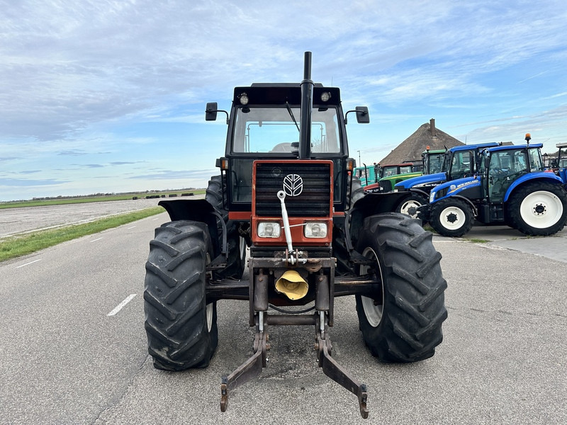 New Holland 180-90 DT - Traktor: obrázok 3 New Holland 180-90 DT - Traktor: obrázok 3