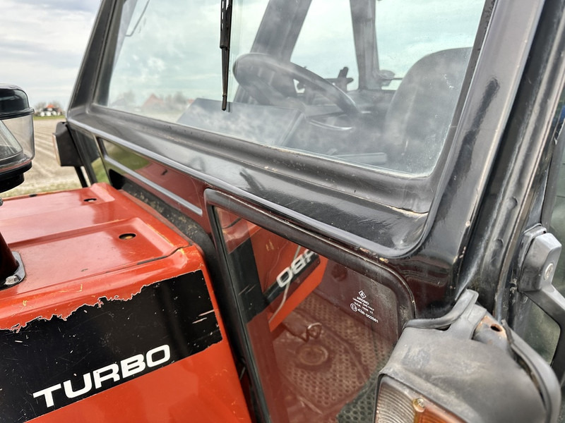 New Holland 180-90 DT - Traktor: obrázok 4 New Holland 180-90 DT - Traktor: obrázok 4