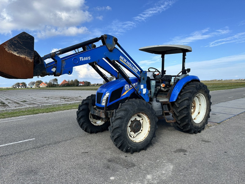 New Holland TD5.100 - Traktor: obrázok 1 New Holland TD5.100 - Traktor: obrázok 1