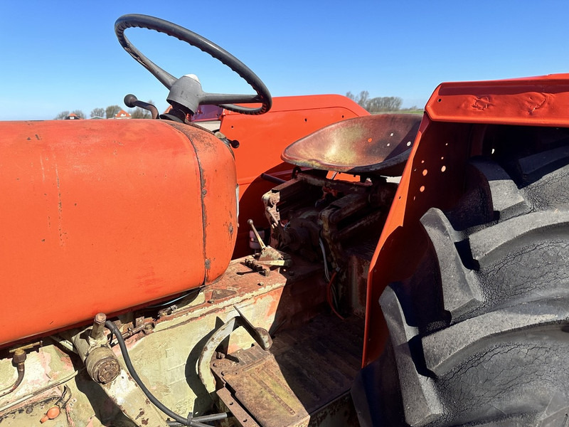 Zetor 4511 - Traktor: obrázok 4 Zetor 4511 - Traktor: obrázok 4