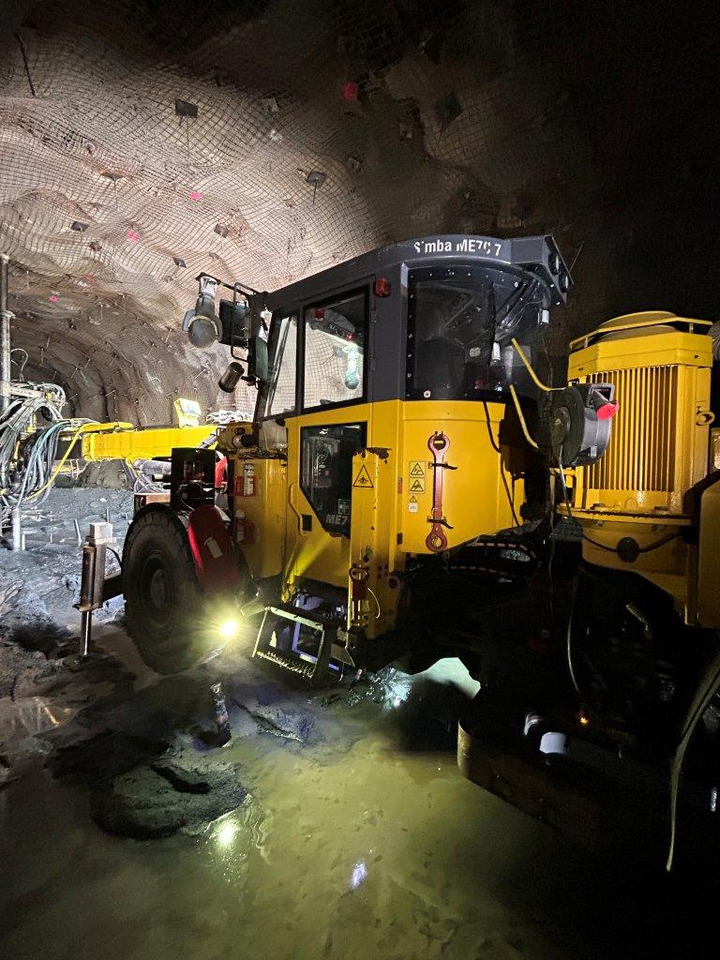 Atlas Copco (Epiroc) Simba ME7C - Horizontálni vrty: obrázok 1 Atlas Copco (Epiroc) Simba ME7C - Horizontálni vrty: obrázok 1