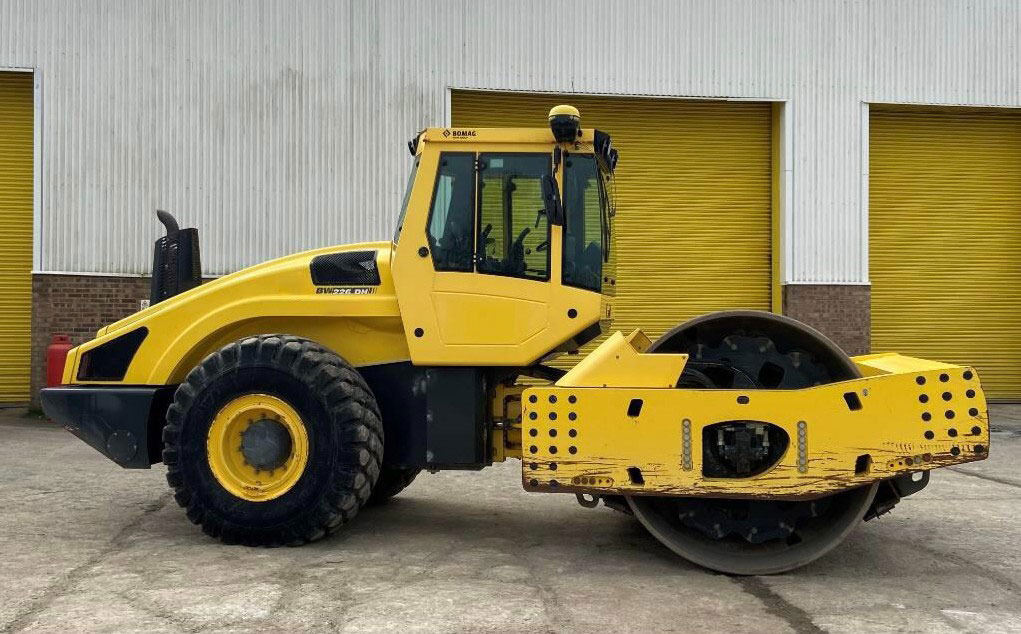 Bomag BW 226 DH-41 BVC - Kompaktor: obrázok 3 Bomag BW 226 DH-41 BVC - Kompaktor: obrázok 3