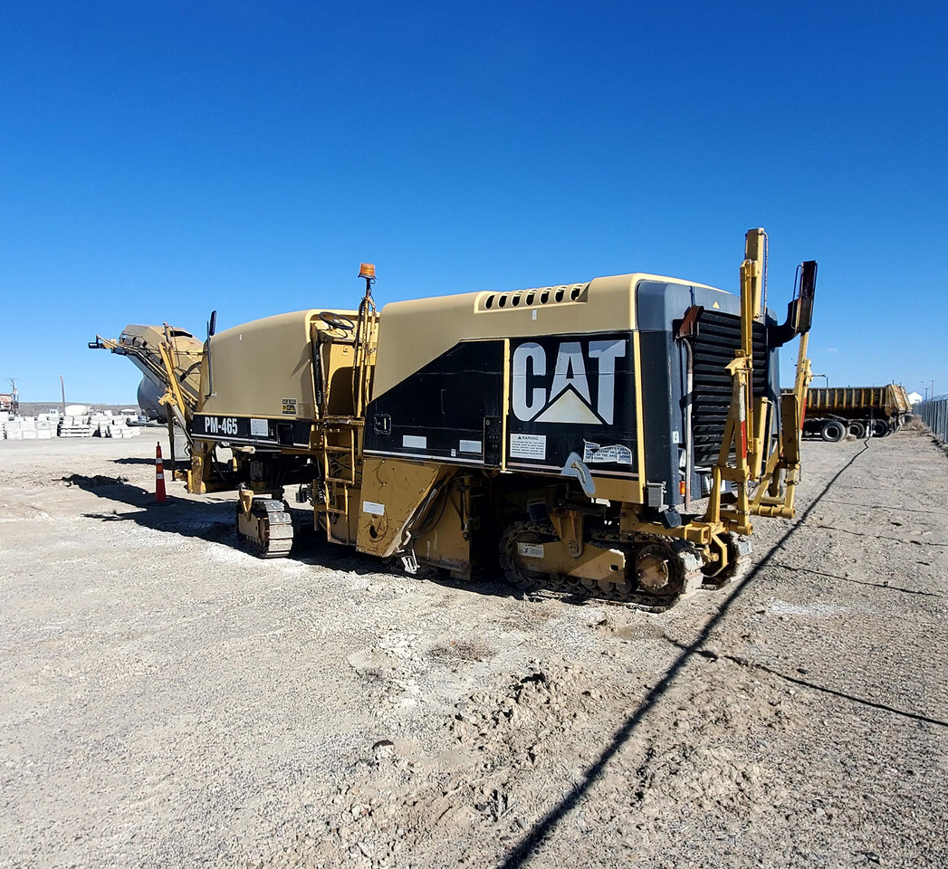 Caterpillar PM-465 - Cestná fréza: obrázok 2 Caterpillar PM-465 - Cestná fréza: obrázok 2