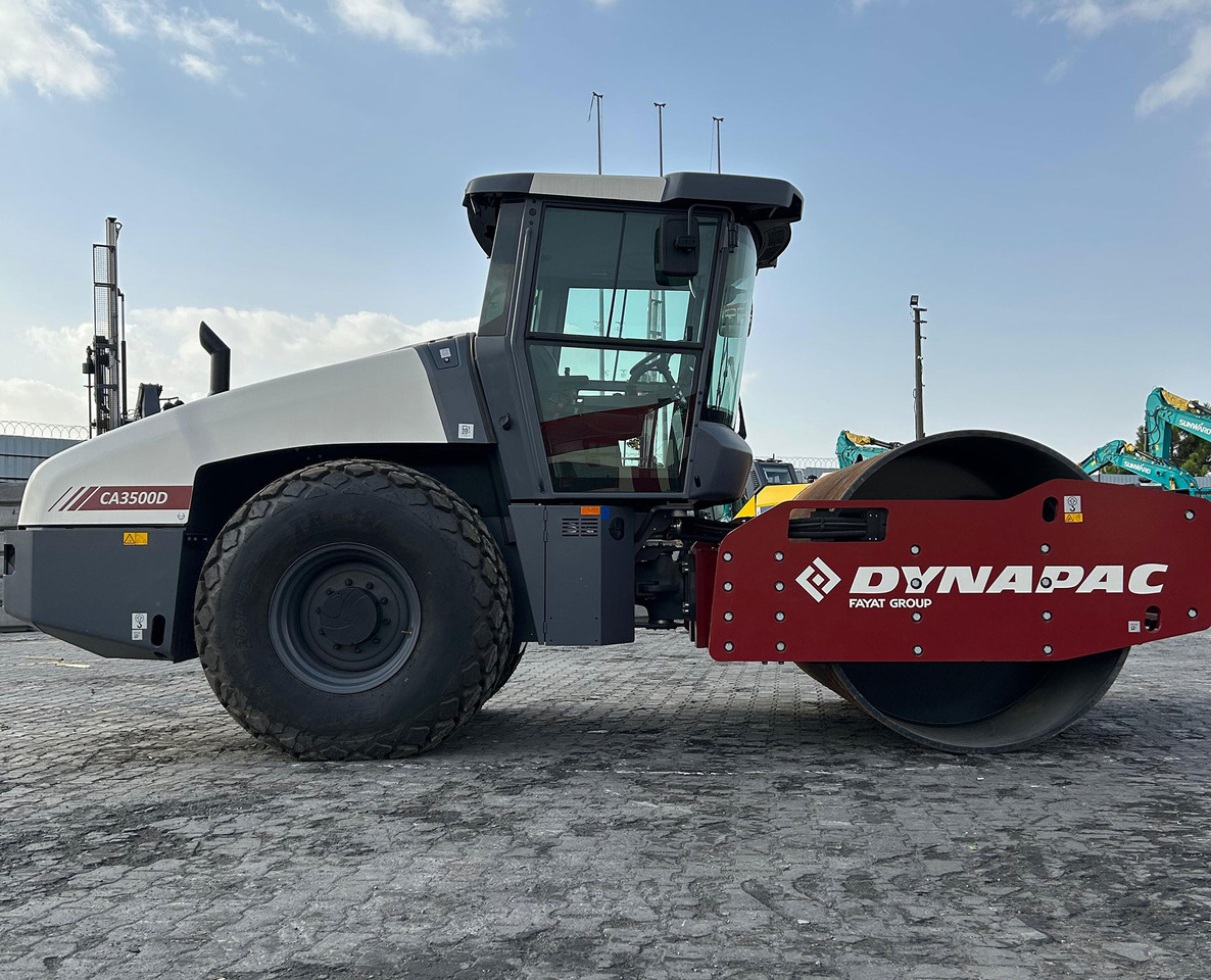 Dynapac CA3500D - Kompaktor: obrázok 3 Dynapac CA3500D - Kompaktor: obrázok 3