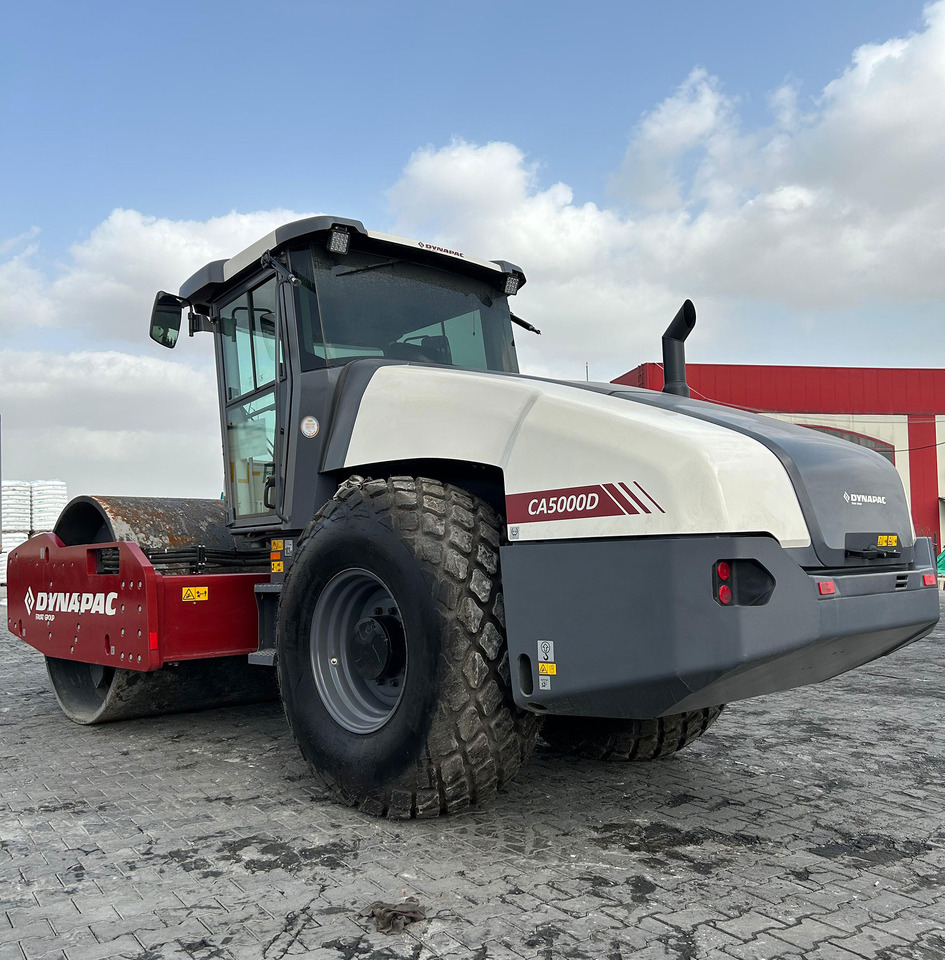 Dynapac CA5000D - Kompaktor: obrázok 4 Dynapac CA5000D - Kompaktor: obrázok 4
