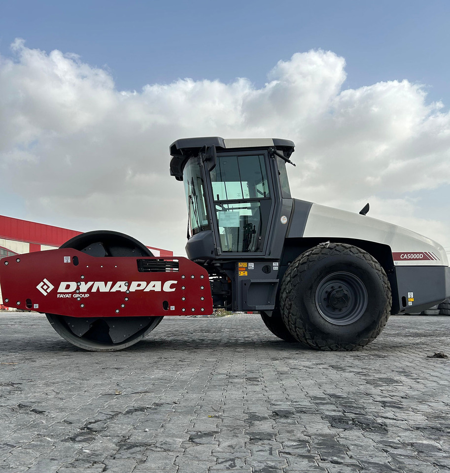 Dynapac CA5000D - Kompaktor: obrázok 1 Dynapac CA5000D - Kompaktor: obrázok 1