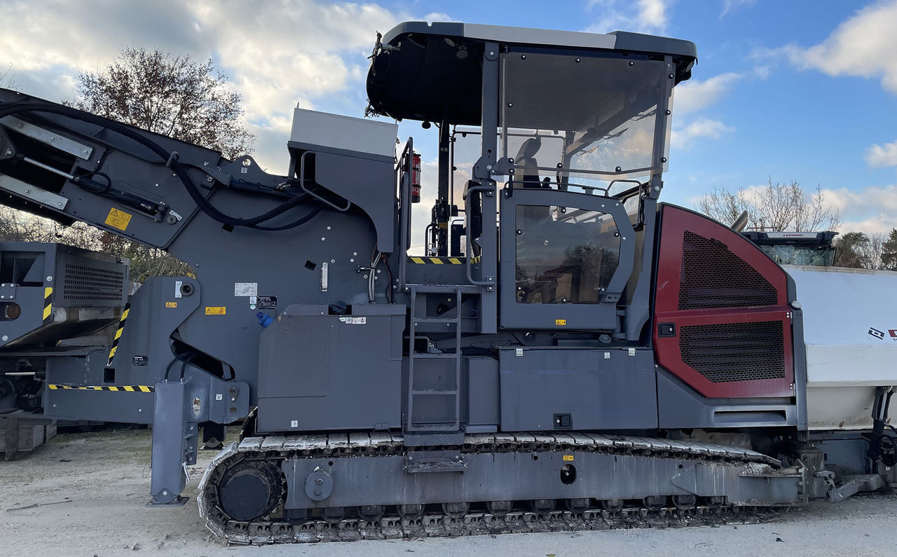 Dynapac MF2500CS - Finišer: obrázok 3 Dynapac MF2500CS - Finišer: obrázok 3