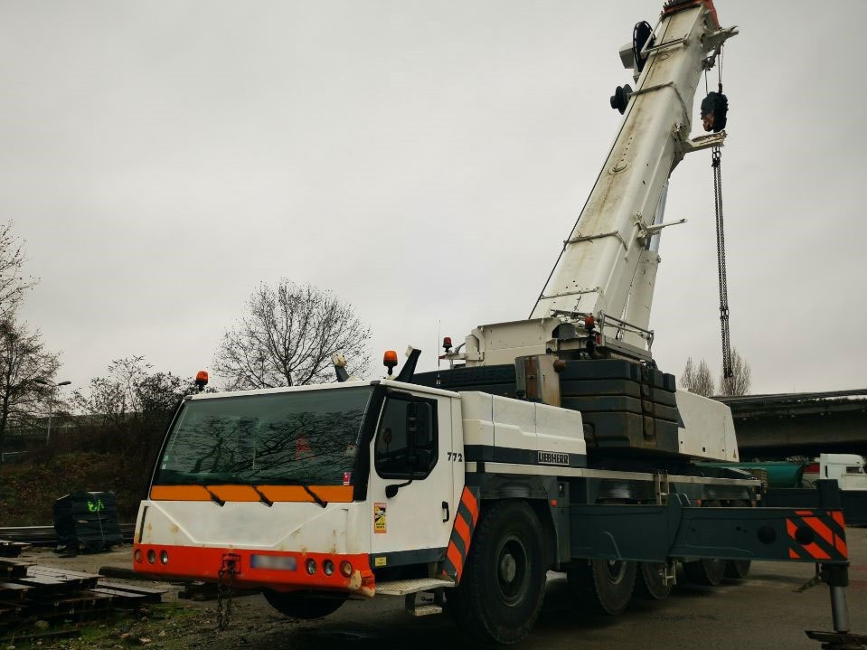 Liebherr LTM 1200-5.1 - Autožeriav: obrázok 2 Liebherr LTM 1200-5.1 - Autožeriav: obrázok 2