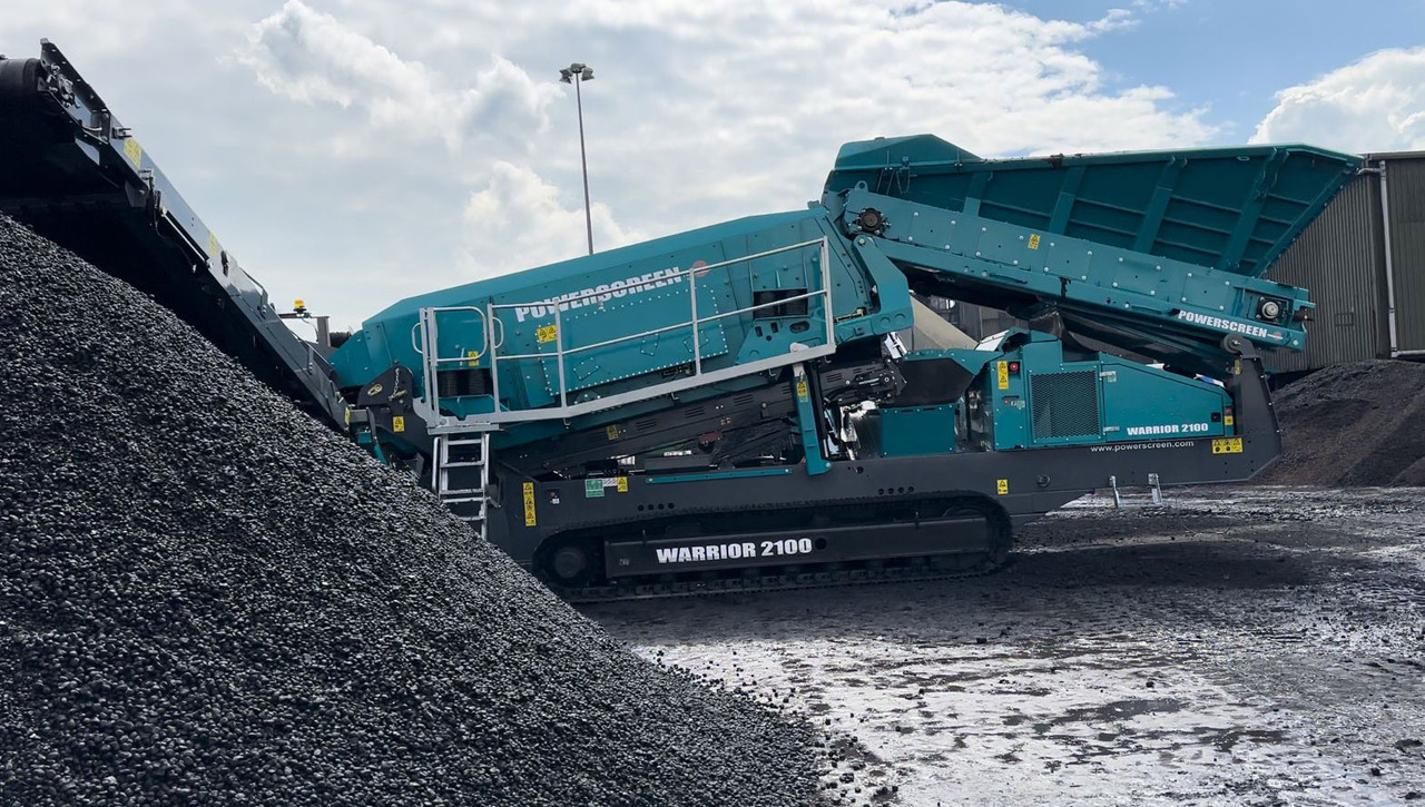 Powerscreen Warrior 2100 Triple Shaft - Třídič: obrázok 4 Powerscreen Warrior 2100 Triple Shaft - Třídič: obrázok 4