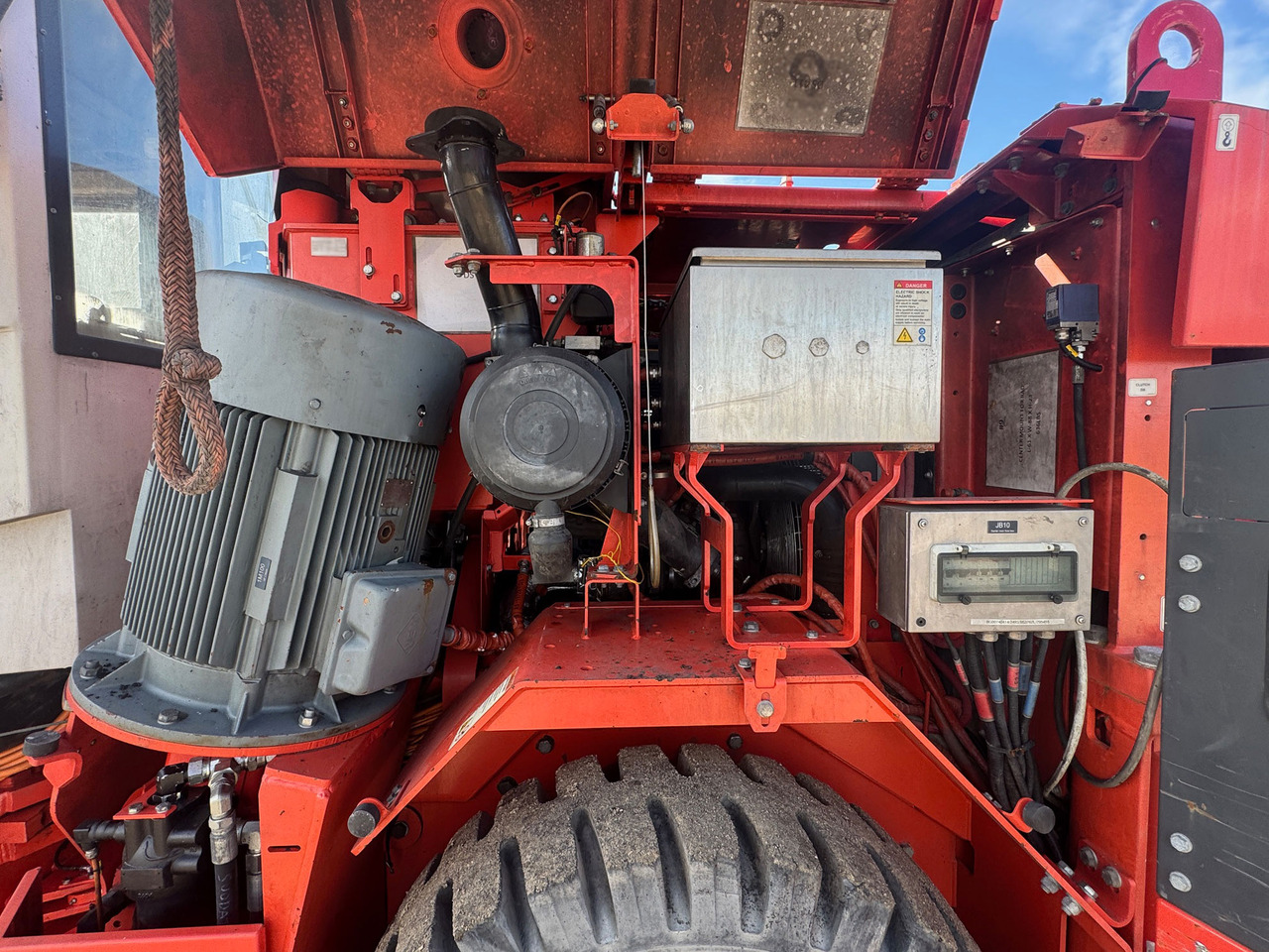 Sandvik DS411 - Horizontálni vrty: obrázok 5 Sandvik DS411 - Horizontálni vrty: obrázok 5