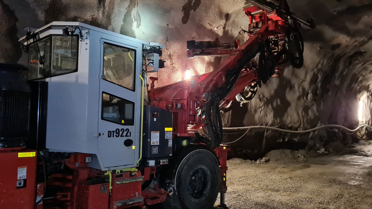 Sandvik DT922I - Banské stroj: obrázok 3 Sandvik DT922I - Banské stroj: obrázok 3