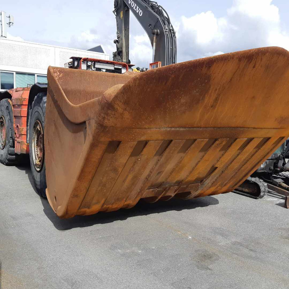 Sandvik LH517 - Banské stroj: obrázok 1 Sandvik LH517 - Banské stroj: obrázok 1