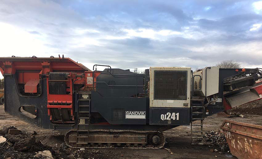 Sandvik QJ241 - Čeľusťový drvič: obrázok 3 Sandvik QJ241 - Čeľusťový drvič: obrázok 3