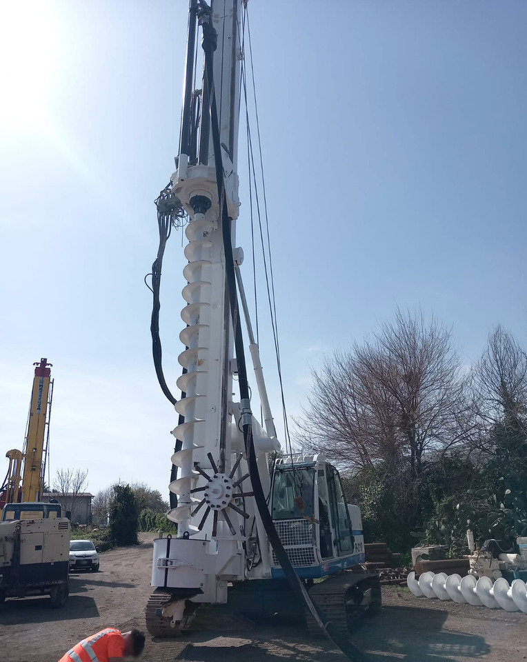 Soilmec R-210 - Baranidlo: obrázok 4 Soilmec R-210 - Baranidlo: obrázok 4