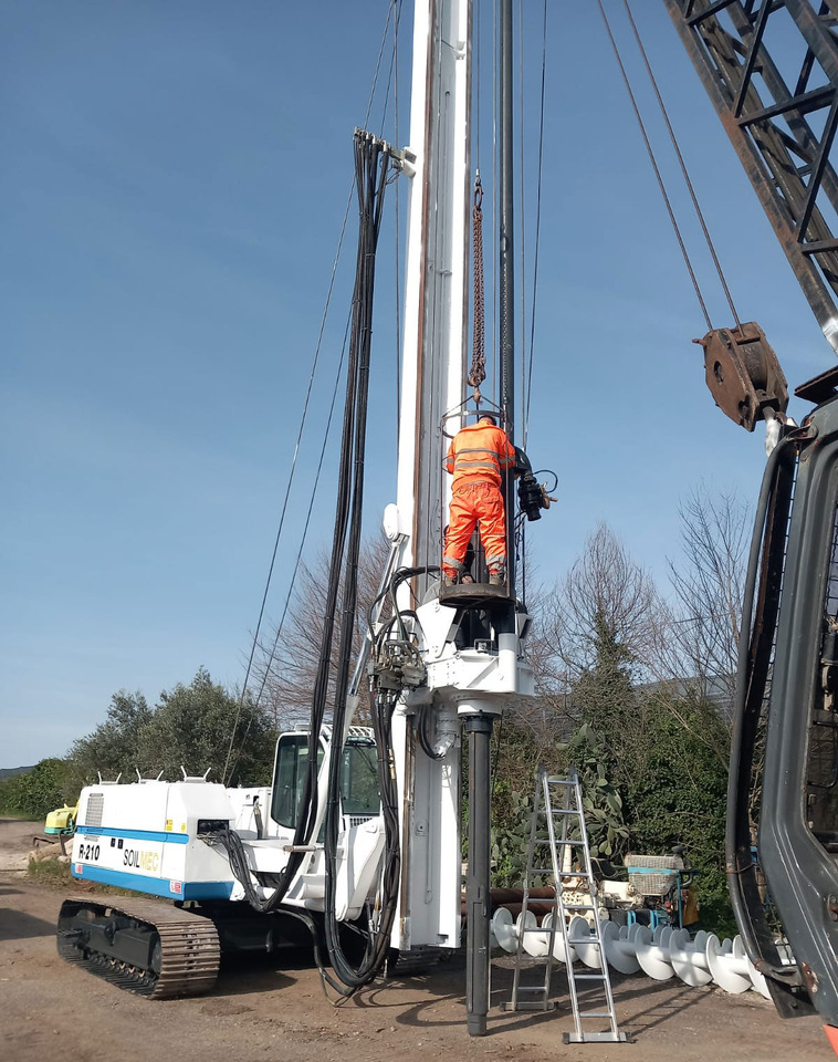 Soilmec R-210 - Baranidlo: obrázok 5 Soilmec R-210 - Baranidlo: obrázok 5