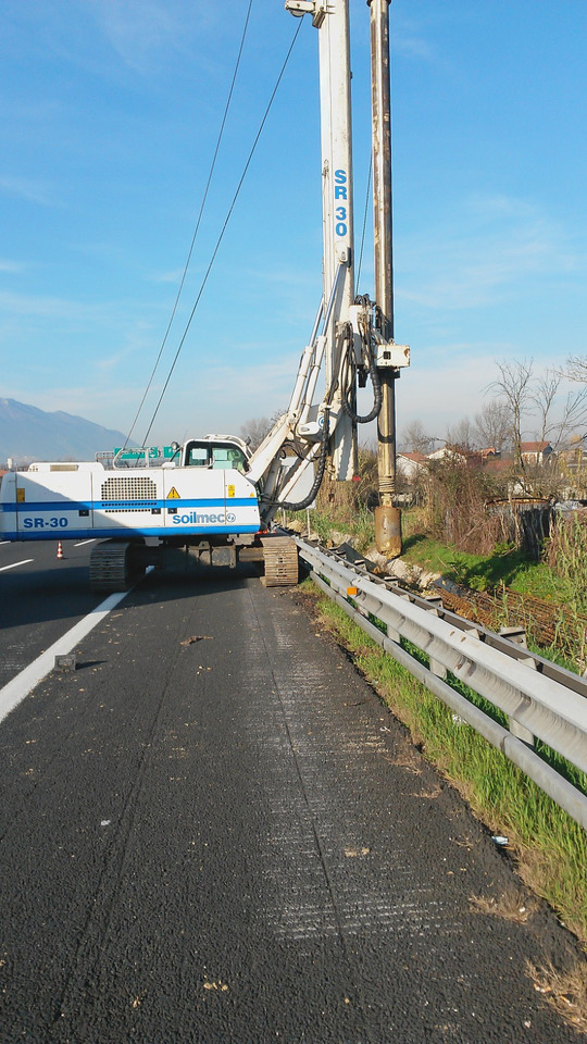Soilmec SR-30 - Baranidlo: obrázok 3 Soilmec SR-30 - Baranidlo: obrázok 3