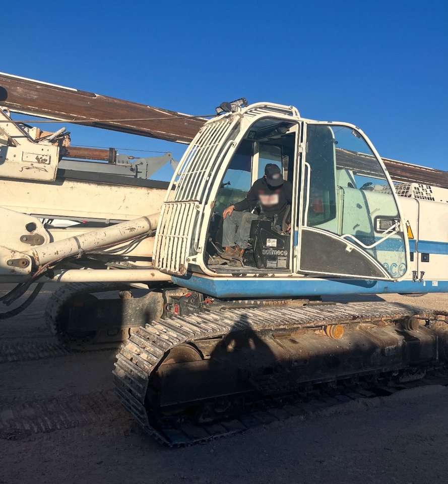 Soilmec SR-30 - Baranidlo: obrázok 4 Soilmec SR-30 - Baranidlo: obrázok 4