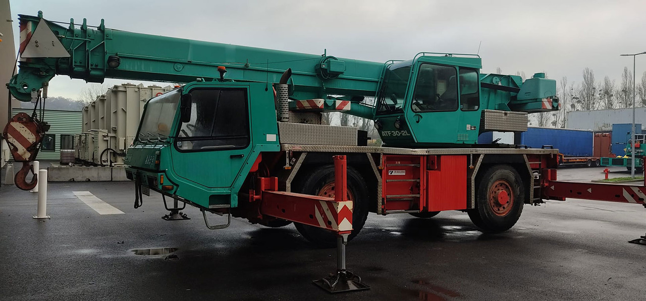 Tadano Faun ATF 30-2L - Autožeriav: obrázok 2 Tadano Faun ATF 30-2L - Autožeriav: obrázok 2