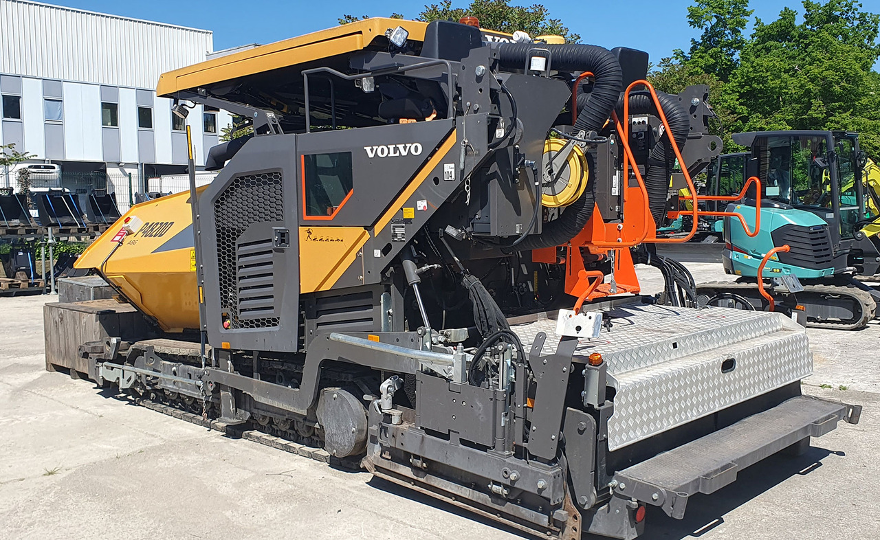 Volvo ABG P4820D - Finišer: obrázok 4 Volvo ABG P4820D - Finišer: obrázok 4