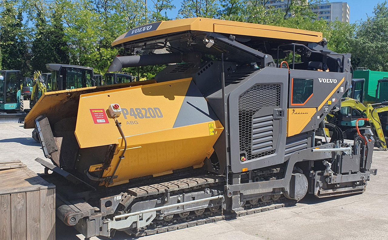 Volvo ABG P4820D - Finišer: obrázok 3 Volvo ABG P4820D - Finišer: obrázok 3