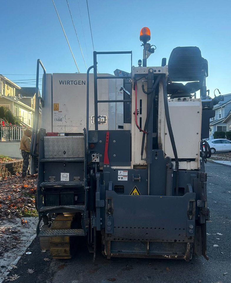 Wirtgen W 120 CFI - Cestná fréza: obrázok 4 Wirtgen W 120 CFI - Cestná fréza: obrázok 4