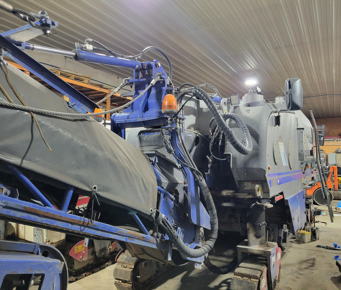 Wirtgen W 150 - Cestná fréza: obrázok 3 Wirtgen W 150 - Cestná fréza: obrázok 3