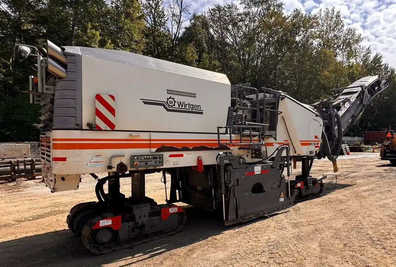 Wirtgen W 210 i - Cestná fréza: obrázok 1 Wirtgen W 210 i - Cestná fréza: obrázok 1