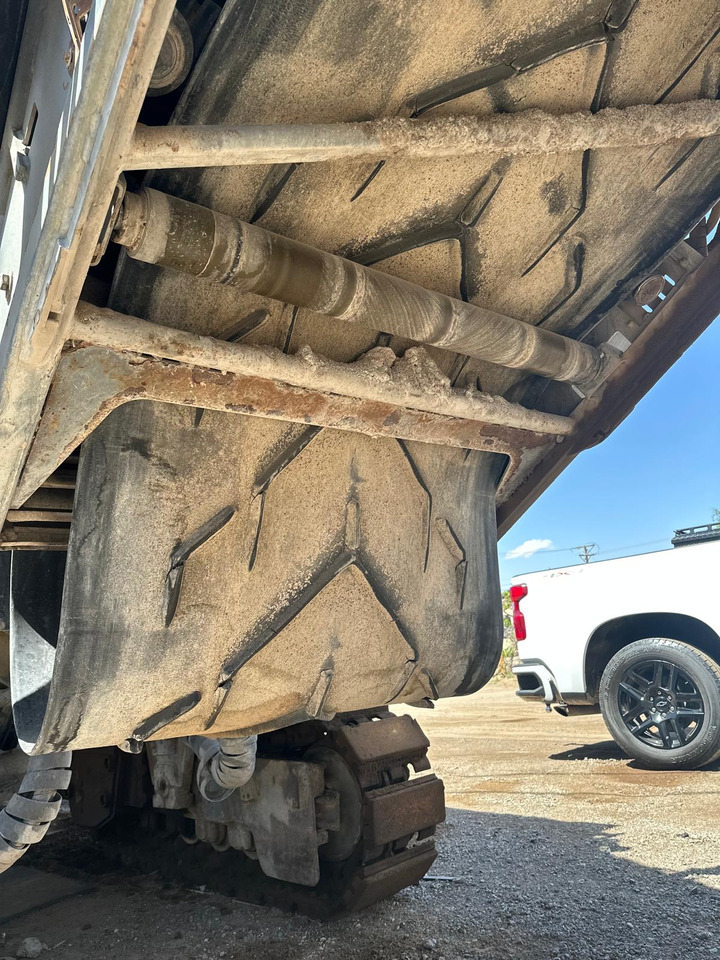 Wirtgen W 2100 - Cestná fréza: obrázok 4 Wirtgen W 2100 - Cestná fréza: obrázok 4