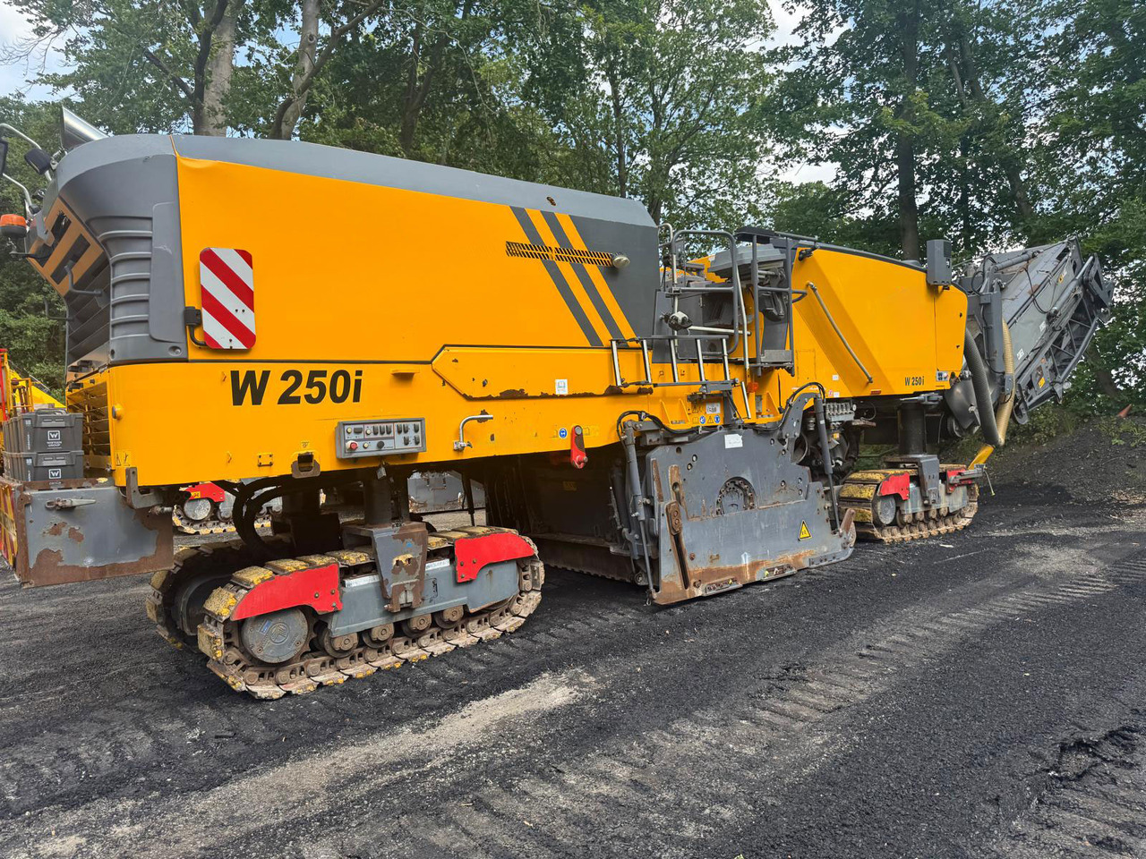 Wirtgen W 250 I - Cestná fréza: obrázok 2 Wirtgen W 250 I - Cestná fréza: obrázok 2