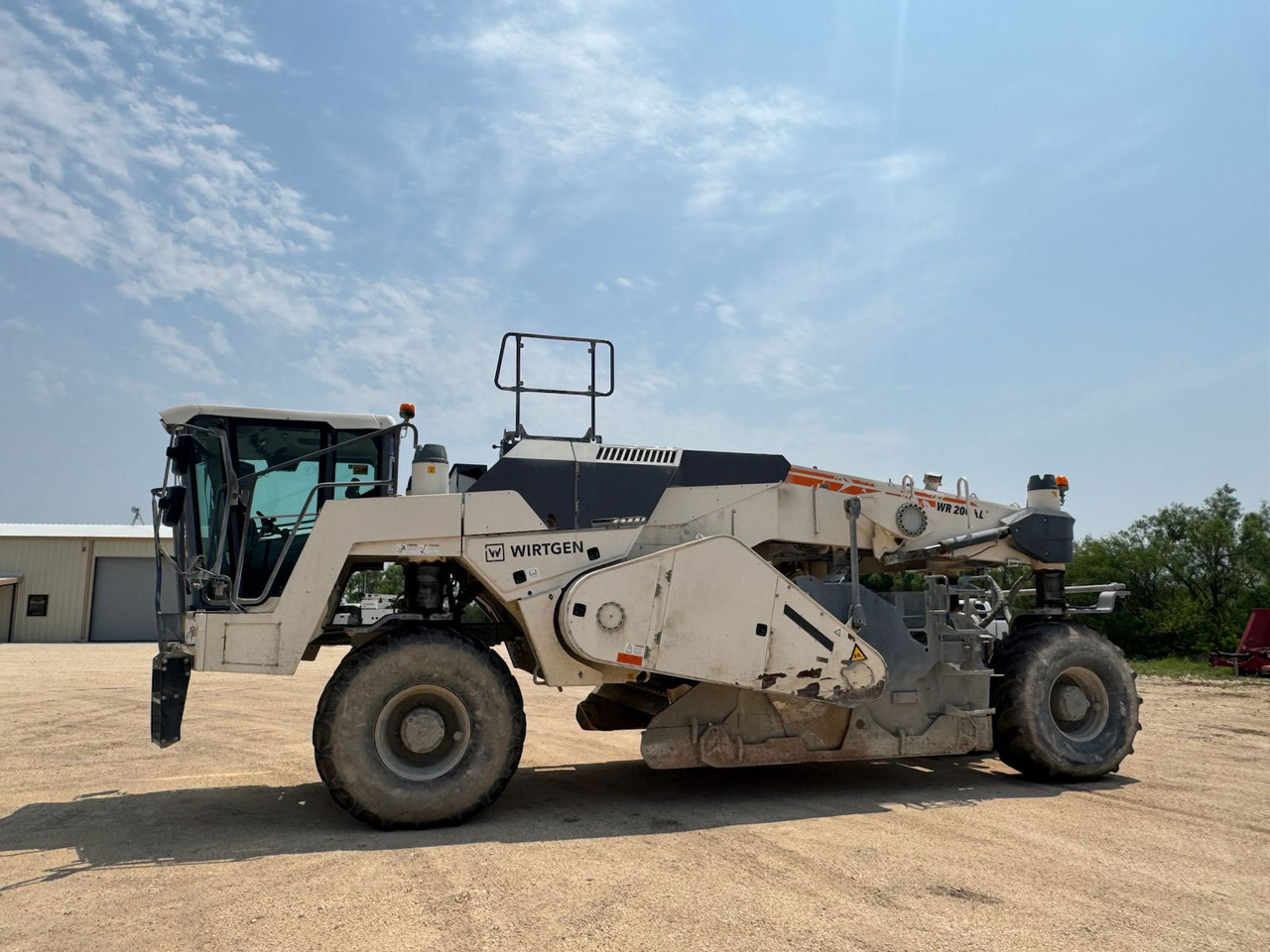 Wirtgen WR 200 XLI - Stabilizátor zeminy: obrázok 3 Wirtgen WR 200 XLI - Stabilizátor zeminy: obrázok 3