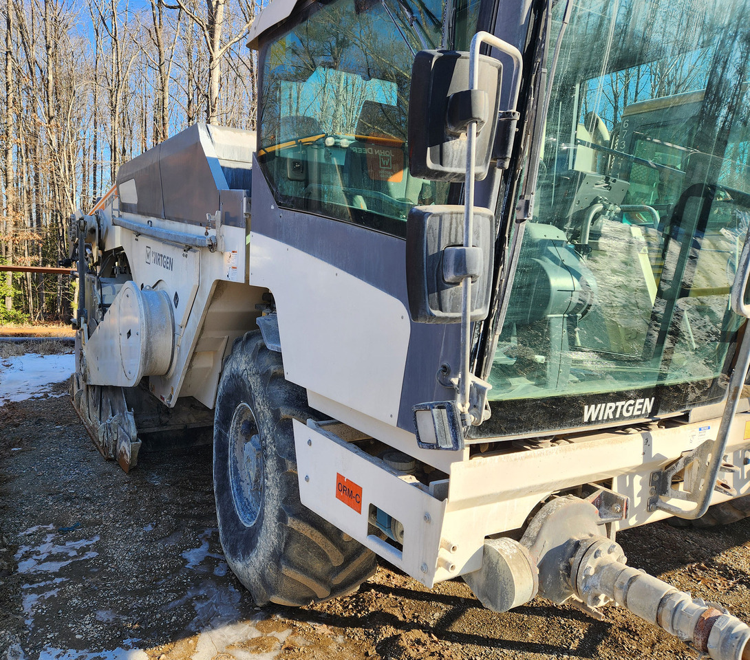 Wirtgen WR 200 XLI - Stabilizátor zeminy: obrázok 2 Wirtgen WR 200 XLI - Stabilizátor zeminy: obrázok 2