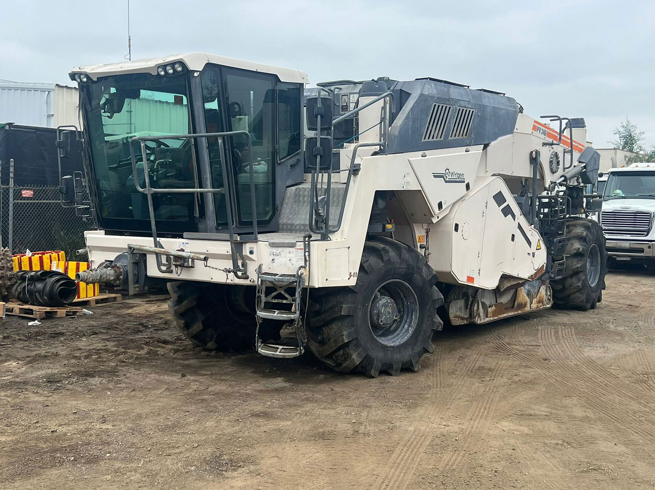 Wirtgen WR 240 I - Stabilizátor zeminy: obrázok 1 Wirtgen WR 240 I - Stabilizátor zeminy: obrázok 1