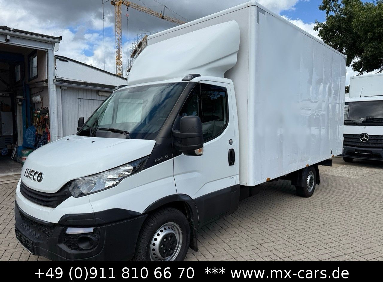 Iveco Daily 35s14 Möbel Maxi 4,39 l / 2,37 hoch 22 m³ - Dodávka skriňová nadstavba: obrázok 1 Iveco Daily 35s14 Möbel Maxi 4,39 l / 2,37 hoch 22 m³ - Dodávka skriňová nadstavba: obrázok 1