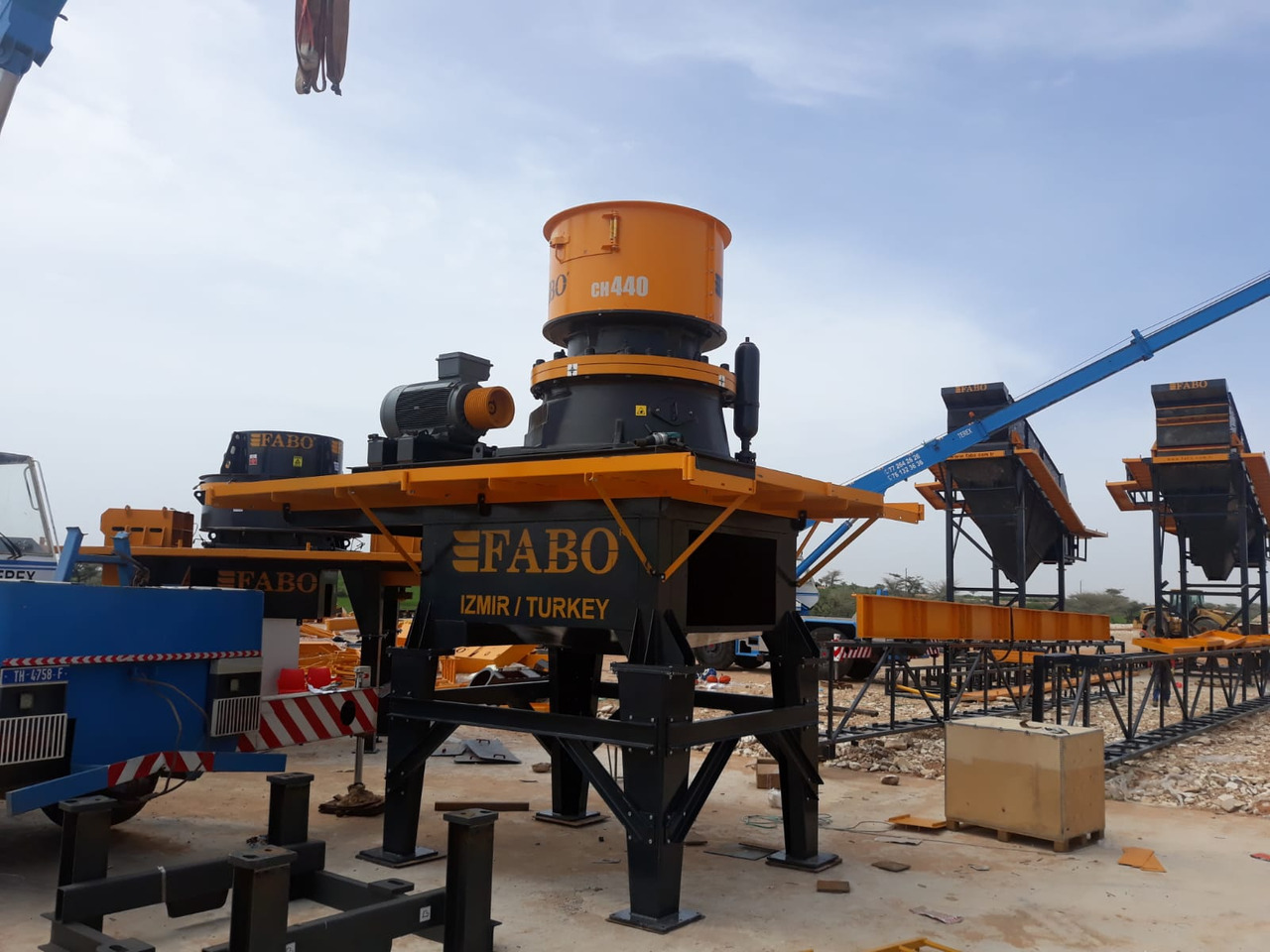 FABO CC-300 SERIES 300-400 TPH CONE CRUSHER - Kužeľový drvič: obrázok 4 FABO CC-300 SERIES 300-400 TPH CONE CRUSHER - Kužeľový drvič: obrázok 4