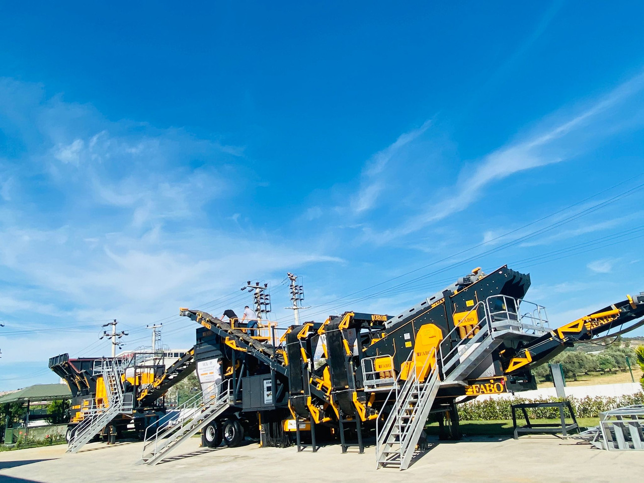 FABO MCK-95 MOBILE CRUSHING & SCREENING PLANT - Kužeľový drvič: obrázok 2 FABO MCK-95 MOBILE CRUSHING & SCREENING PLANT - Kužeľový drvič: obrázok 2
