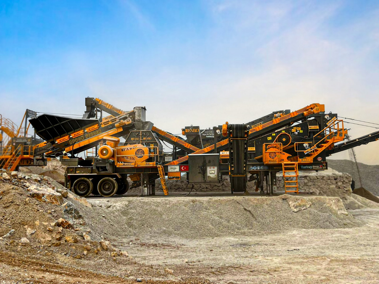 FABO Mobile crusher - Mobilný drvič: obrázok 3 FABO Mobile crusher - Mobilný drvič: obrázok 3