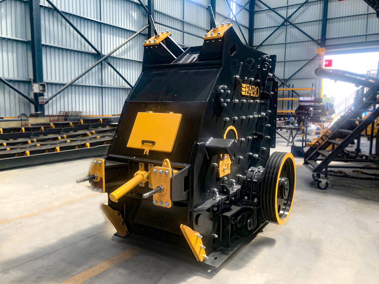 FABO impact crusher - Nárazový drvič: obrázok 2 FABO impact crusher - Nárazový drvič: obrázok 2