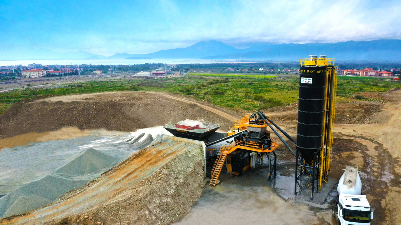 FABO mobile concrete batching plant - Betonáreň: obrázok 2 FABO mobile concrete batching plant - Betonáreň: obrázok 2