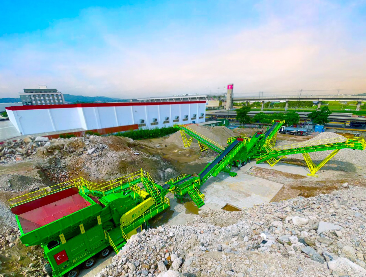 FABO mobile impact crusher - Nárazový drvič: obrázok 1 FABO mobile impact crusher - Nárazový drvič: obrázok 1