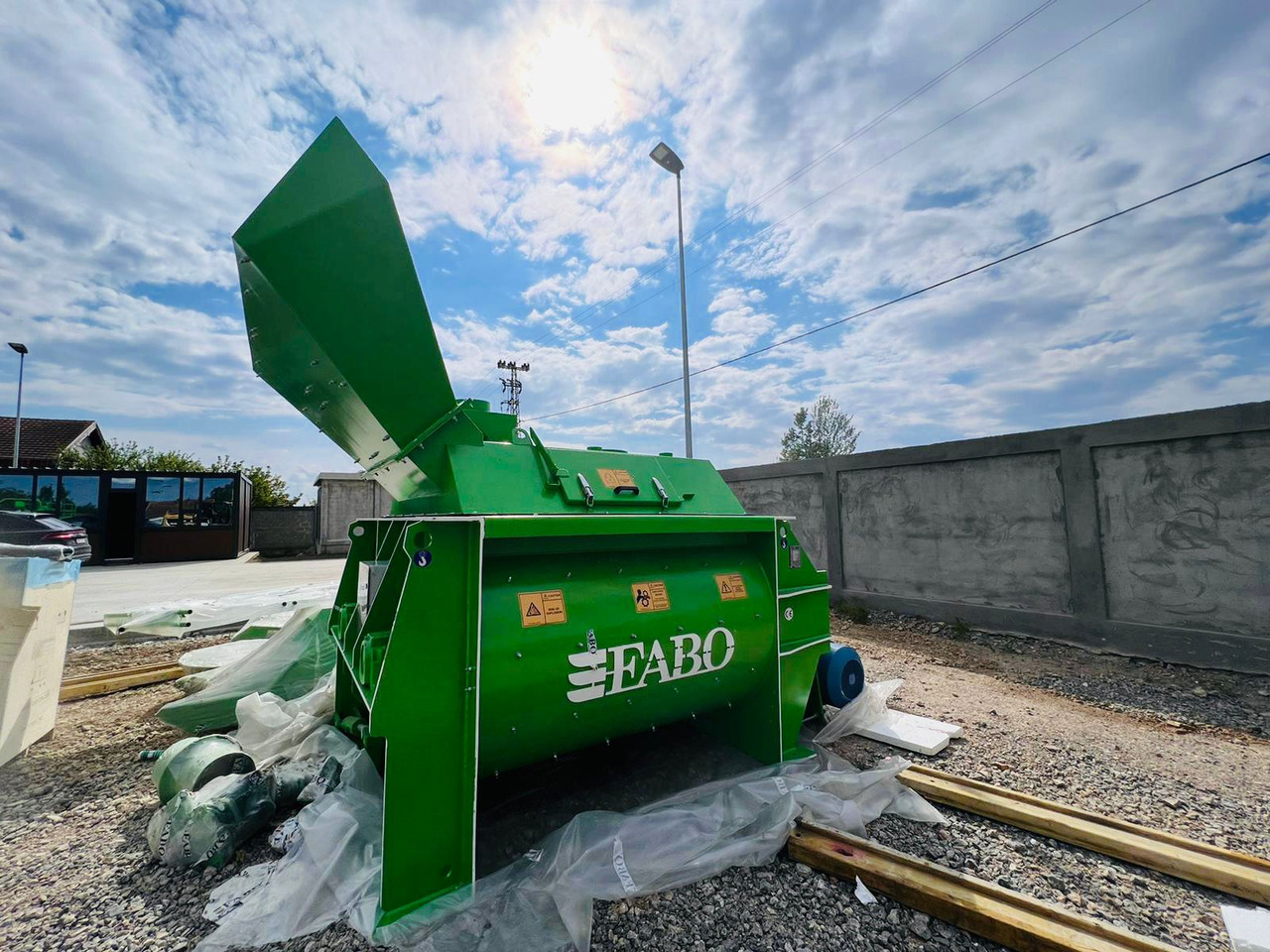 FABO twin shaft mixer - Stavebná miešačka: obrázok 2 FABO twin shaft mixer - Stavebná miešačka: obrázok 2