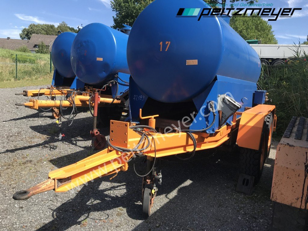 BATHE TANDEMANHÄNGER Bitum / Teerkocher 3,5 m³ Hatz DIesel 1 D 81 C - Rozstrekovač živice: obrázok 4 BATHE TANDEMANHÄNGER Bitum / Teerkocher 3,5 m³ Hatz DIesel 1 D 81 C - Rozstrekovač živice: obrázok 4