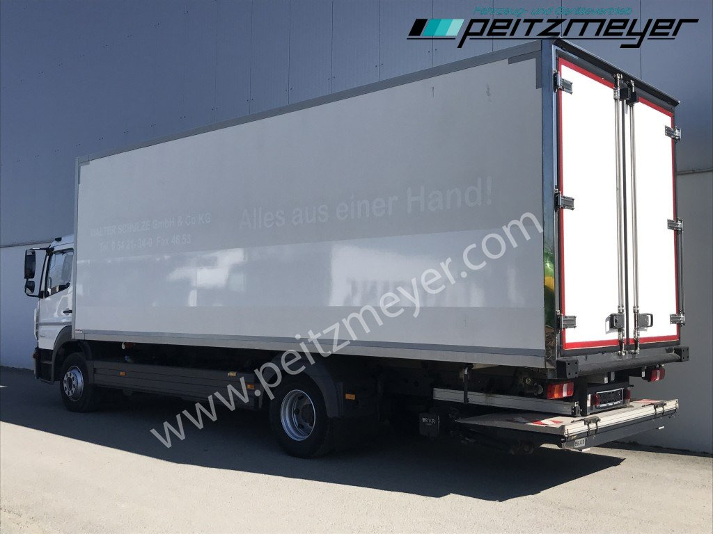 MERCEDES-BENZ Atego 1530 L Tiefkühlkoffer m. LBW, Thermoking T 1200 faltb. LBW 1,5 t., Seitentür, Trennwand - Chladirenské nákladné vozidlo: obrázok 4 MERCEDES-BENZ Atego 1530 L Tiefkühlkoffer m. LBW, Thermoking T 1200 faltb. LBW 1,5 t., Seitentür, Trennwand - Chladirenské nákladné vozidlo: obrázok 4