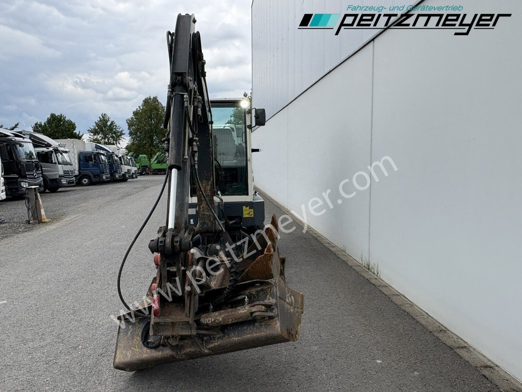 TEREX MINIBAGGER TC 35 mit hydr. Schwenklöffel 1.300 mm - Mini rýpadlo: obrázok 5 TEREX MINIBAGGER TC 35 mit hydr. Schwenklöffel 1.300 mm - Mini rýpadlo: obrázok 5