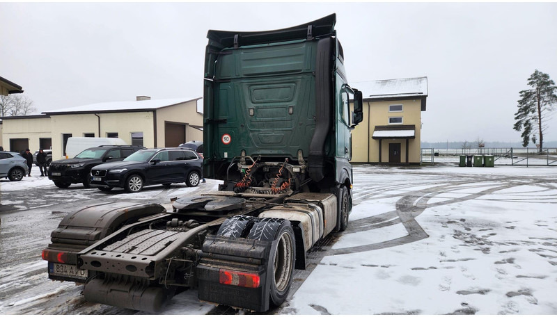 Mercedes-Benz Actros MEGA - Ťahač: obrázok 3 Mercedes-Benz Actros MEGA - Ťahač: obrázok 3