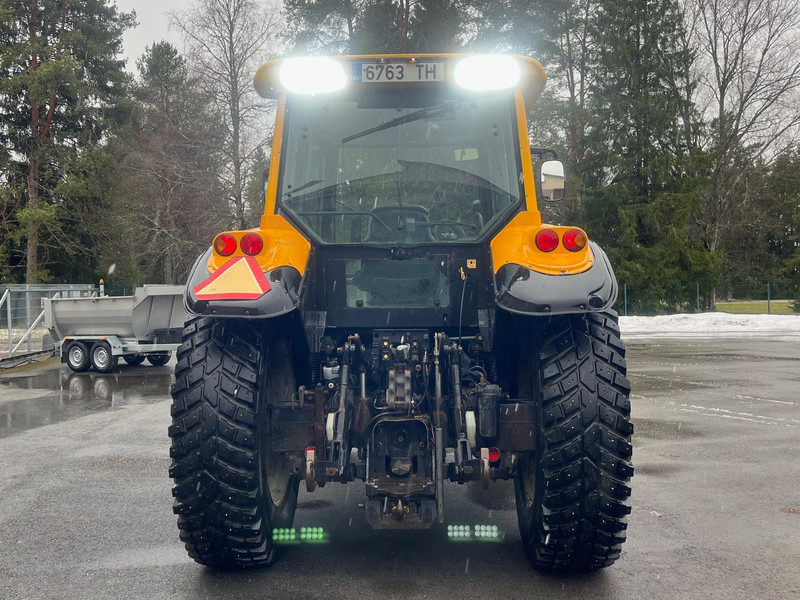 Valtra M150-4 - Traktor: obrázok 5 Valtra M150-4 - Traktor: obrázok 5
