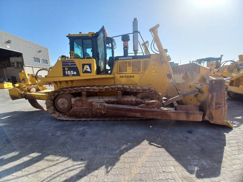 Komatsu D155A-6R (4 pcs available in Abu Dhabi) - Buldozér: obrázok 4 Komatsu D155A-6R (4 pcs available in Abu Dhabi) - Buldozér: obrázok 4