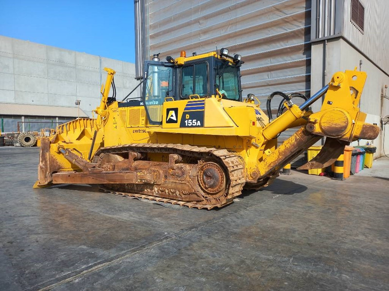 Komatsu D155A-6R (4 pcs available in Abu Dhabi) - Buldozér: obrázok 2 Komatsu D155A-6R (4 pcs available in Abu Dhabi) - Buldozér: obrázok 2