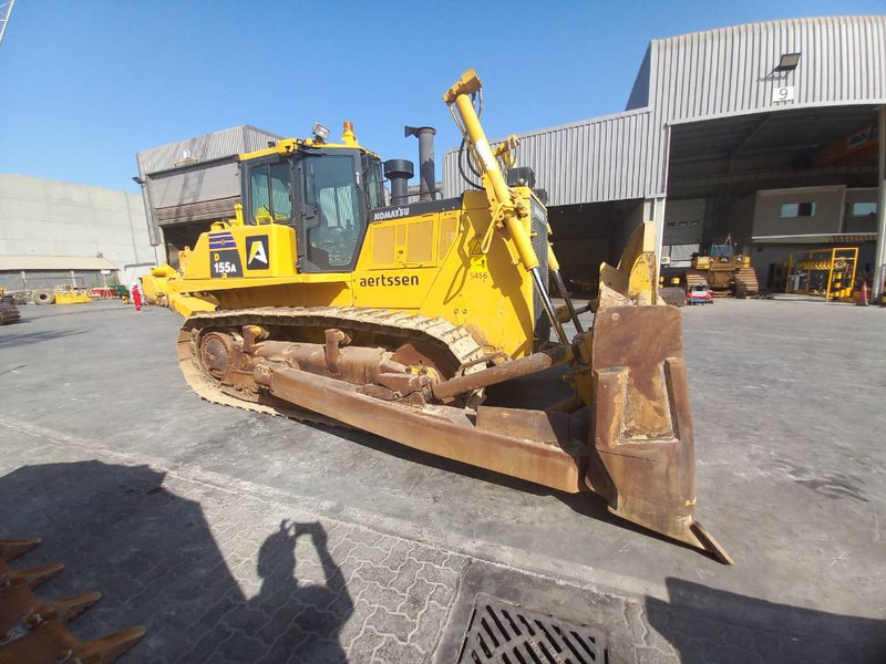 Komatsu D155A-6R (4 pieces available - Abu Dhabi) - Buldozér: obrázok 5 Komatsu D155A-6R (4 pieces available - Abu Dhabi) - Buldozér: obrázok 5