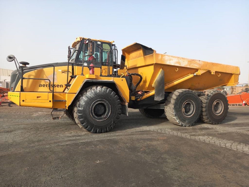 Komatsu HM400-3R (4 pcs available in Abu Dhabi) - Ťahačový kĺbový damper: obrázok 2 Komatsu HM400-3R (4 pcs available in Abu Dhabi) - Ťahačový kĺbový damper: obrázok 2